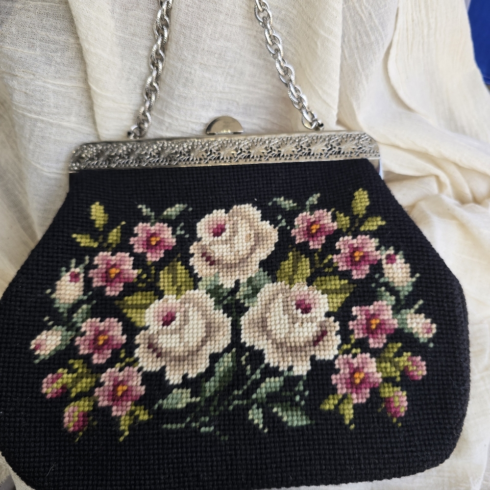 Vintage Tapestry Bag With Silver Chain Handle 50's-60's